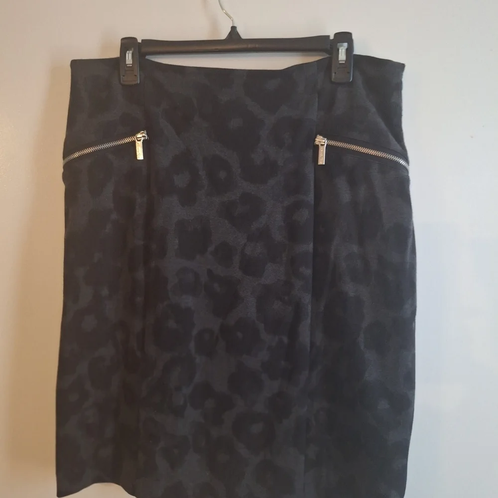 Michael Kors Black and Gray Animal Print Pencil Skirt